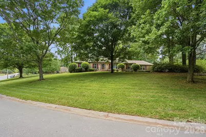 5705 Foxcrest Drive, Mint Hill, NC 28227 - Photo 3