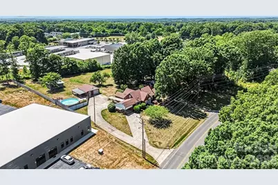 2068 Statesville Highway, Mooresville, NC 28115 - Photo 29
