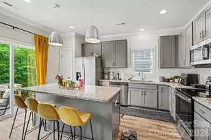9014 Henry Thoreau Rd, Charlotte, NC 28214 - Photo 7