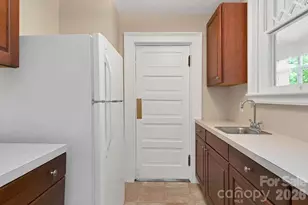 208 Probart St, Brevard, NC 28712 - Photo 27