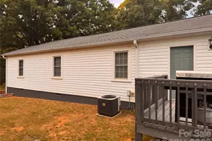 2431 Burke Memorial Park Rd, Valdese, NC 28690 - Photo 23
