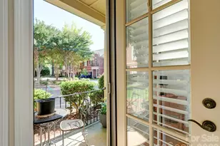 6826 Louisburg Square Ln, Charlotte, NC 28210 - Photo 25