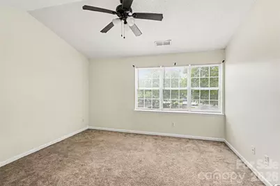 5833 Cougar Lane, Charlotte, NC 28269 - Photo 7