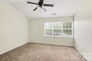 5833 Cougar Ln, Charlotte, NC 28269 - Photo 7