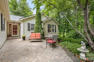 9 Firestone Ct, Etowah, NC 28729 - Photo 3