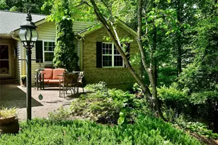 9 Firestone Ct, Etowah, NC 28729 - Photo 5