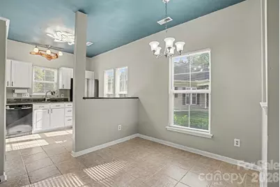 8917 Cinnabay Drive, Charlotte, NC 28216 - Photo 5