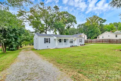 405 Pine Street, Mount Holly, NC 28120 - Photo 1