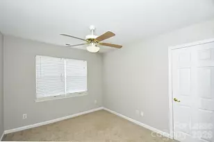 10014 Prosperity Point Ln, Charlotte, NC 28269 - Photo 15