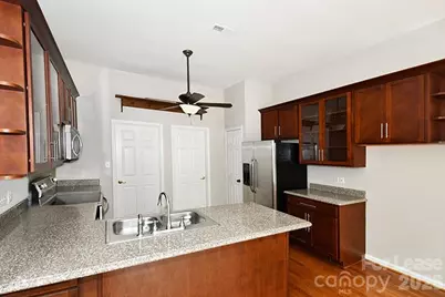 10014 Prosperity Point Lane, Charlotte, NC 28269 - Photo 7