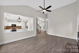 395 Runnymede Dr, Rock Hill, SC 29732 - Photo 5