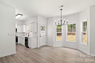 5536 Franklin Springs Cir, Charlotte, NC 28217 - Photo 9
