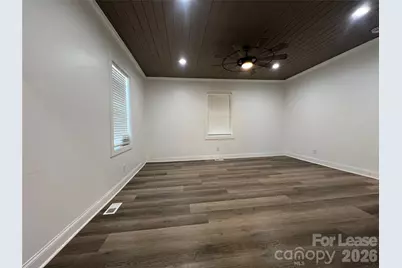 1110 W 7th Avenue, Gastonia, NC 28052 - Photo 11