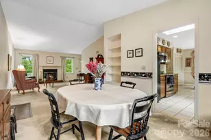 636 Goldview Dr, Hendersonville, NC 28791 - Photo 11