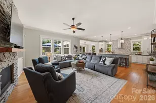 20327 Bethelwood Ln, Cornelius, NC 28031 - Photo 5