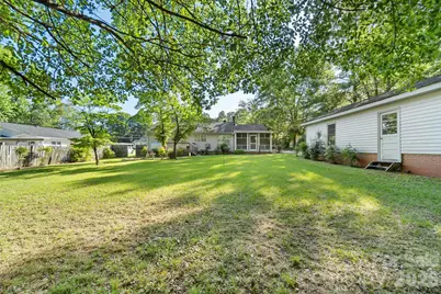 1404 Berry Street, Wadesboro, NC 28170 - Photo 7