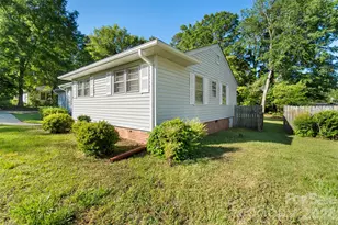 1404 Berry St, Wadesboro, NC 28170 - Photo 5
