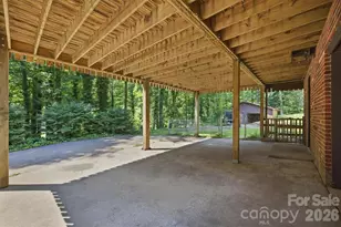 1125 Brockmore Dr, Lenoir, NC 28645 - Photo 9