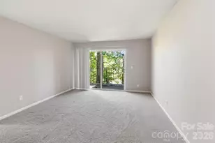 330 Orchard Trace Ln, Charlotte, NC 28213 - Photo 5
