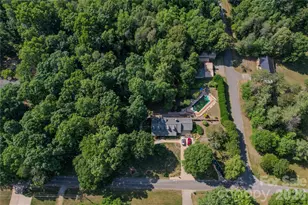 204 Old Stage Coach Rd, Lawndale, NC 28090 - Photo 11