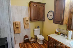 204 Old Stage Coach Rd, Lawndale, NC 28090 - Photo 17