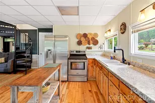 227 Locust Cove Rd, Marion, NC 28752 - Photo 7