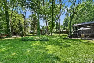 2018 Knell Dr, Charlotte, NC 28212 - Photo 13