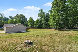 150 Swann Xing Ln, Statesville, NC 28625 - Photo 13