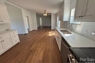 559 School Dr, Taylorsville, NC 28681 - Photo 27