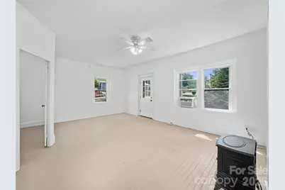9 Ivy Street, Burnsville, NC 28714 - Photo 5