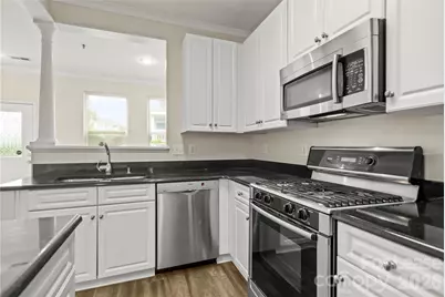 567 E 9th Street, Charlotte, NC 28202 - Photo 15