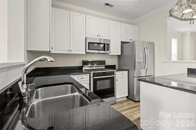 567 E 9th Street, Charlotte, NC 28202 - Photo 13