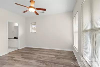 567 E 9th Street, Charlotte, NC 28202 - Photo 23