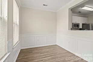 567 E 9th St, Charlotte, NC 28202 - Photo 17