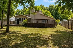 7636 Eastbourne Rd, Charlotte, NC 28227 - Photo 5