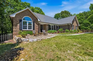 18 High Bluff Dr, Weaverville, NC 28787 - Photo 3
