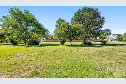 202 Museum Road, Statesville, NC 28625 - Photo 17