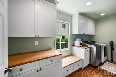2421 Hassell Place, Charlotte, NC 28209 - Photo 15