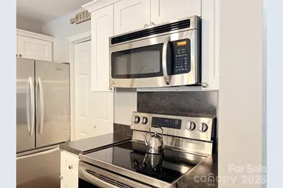 9041 J M Keynes Drive, Charlotte, NC 28262 - Photo 5