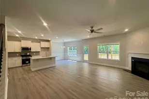 1606 Autumn Ln, York, SC 29745 - Photo 3