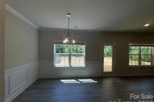 1606 Autumn Ln, York, SC 29745 - Photo 9