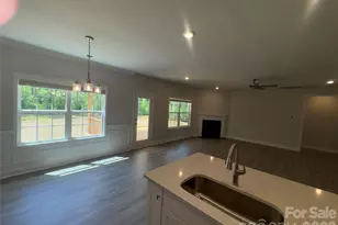 1606 Autumn Ln, York, SC 29745 - Photo 9