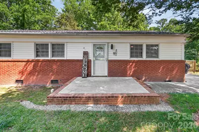 402 Wooddale Drive, Dallas, NC 28034 - Photo 3