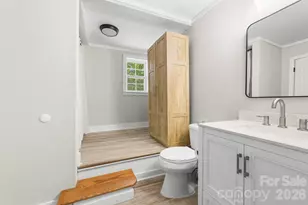 402 Wooddale Dr, Dallas, NC 28034 - Photo 19