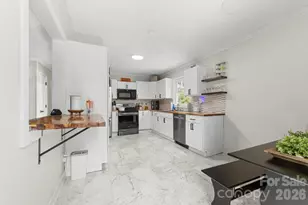 402 Wooddale Dr, Dallas, NC 28034 - Photo 13