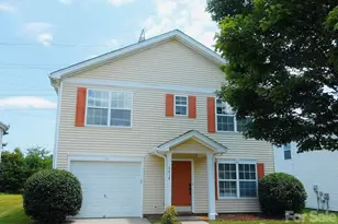 6618 Wicked Oak Ln, Charlotte, NC 28216 - Photo 1