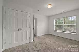 6618 Wicked Oak Ln, Charlotte, NC 28216 - Photo 19