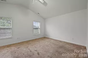 6618 Wicked Oak Ln, Charlotte, NC 28216 - Photo 13