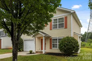 6618 Wicked Oak Ln, Charlotte, NC 28216 - Photo 3
