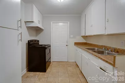 1813 Younger Avenue, Statesville, NC 28677 - Photo 7